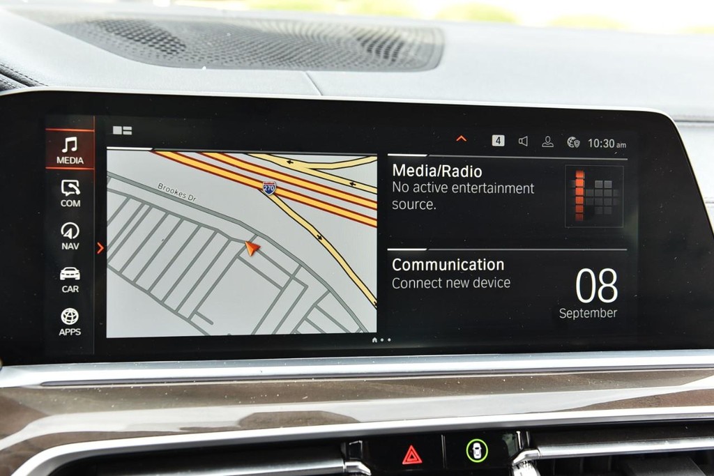 BMW X5 Vehicle Image 14