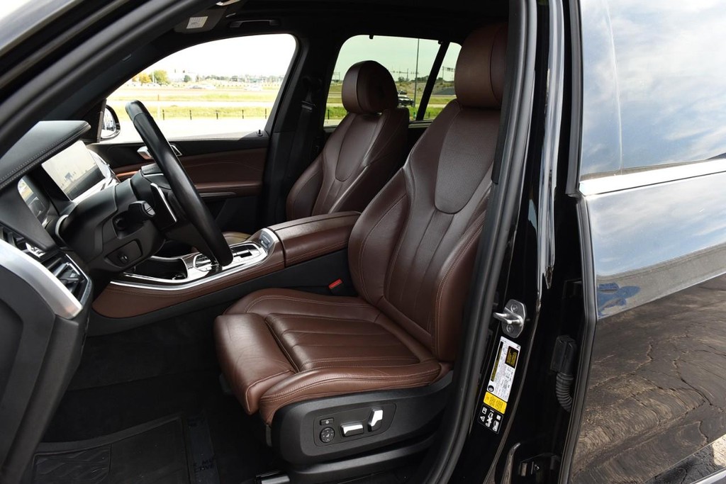 BMW X5 Vehicle Image 20