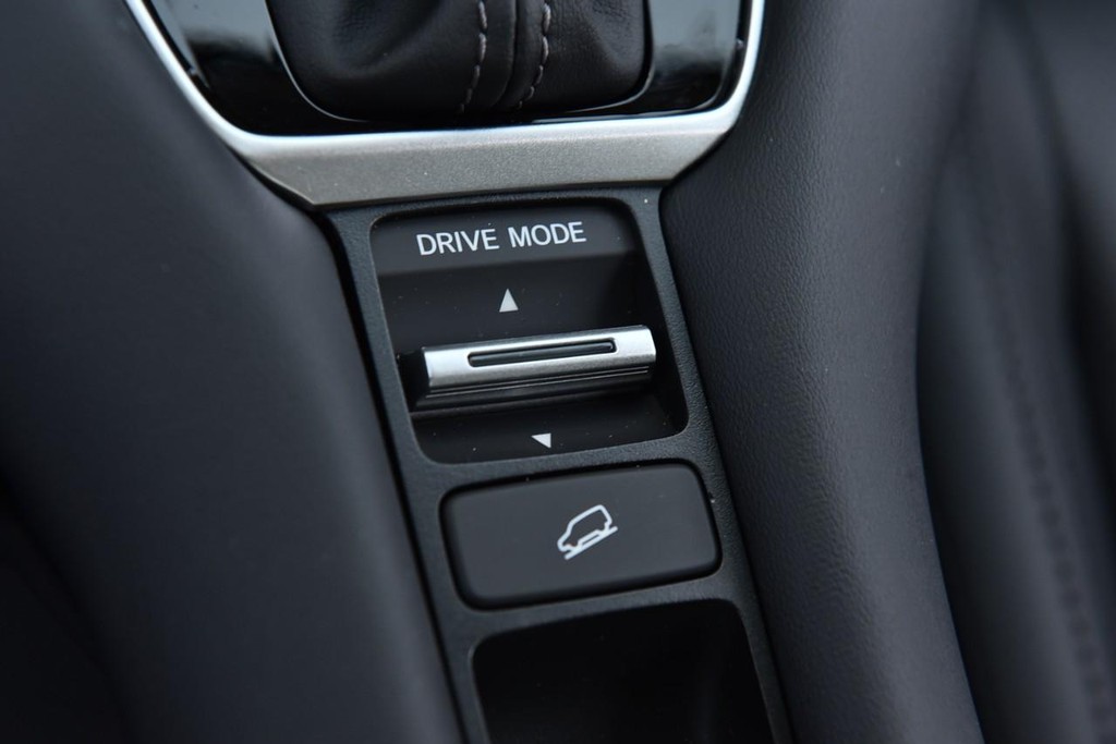 Honda HR-V Vehicle Image 17