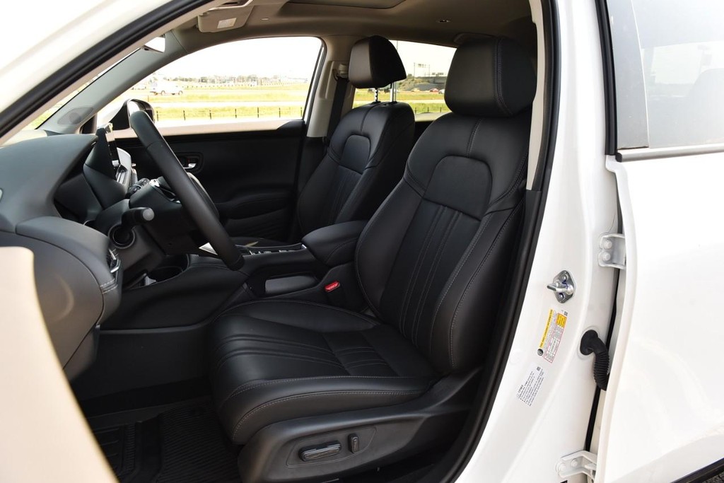 Honda HR-V Vehicle Image 21