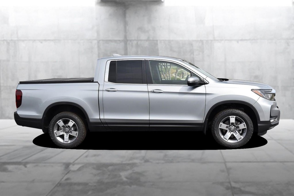 Honda Ridgeline Vehicle Image 05
