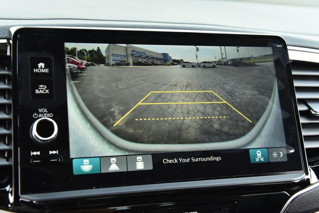 Honda Ridgeline Vehicle Image 14