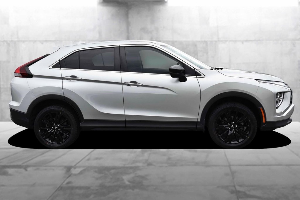 Mitsubishi Eclipse Cross Vehicle Image 05