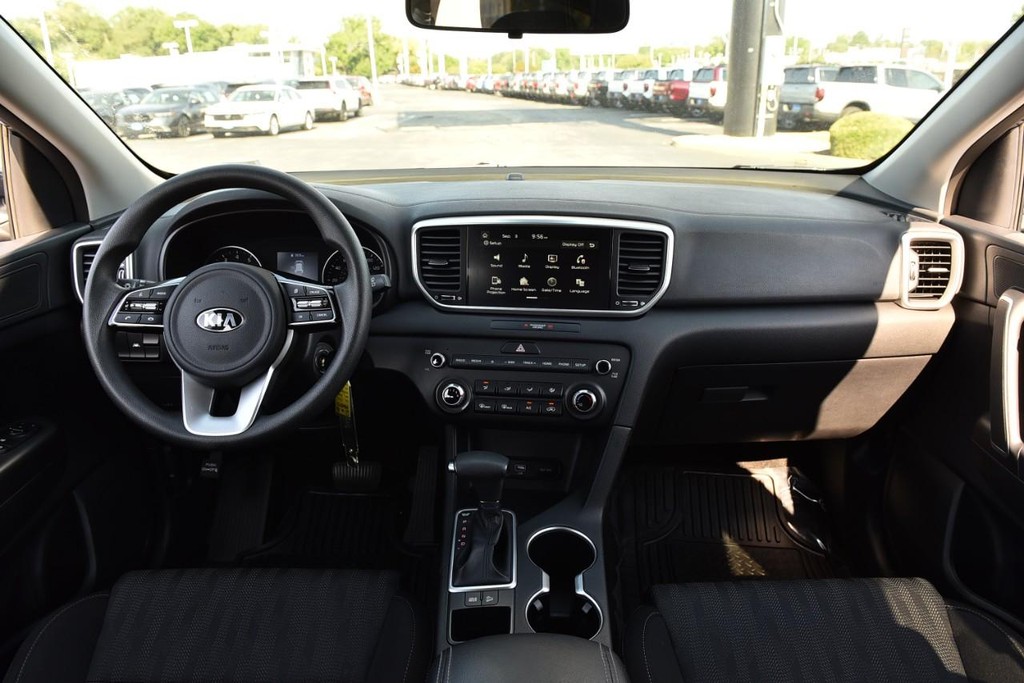Kia Sportage Vehicle Image 07