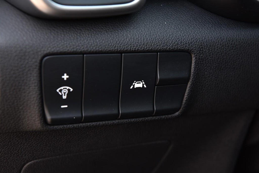 Kia Sportage Vehicle Image 09