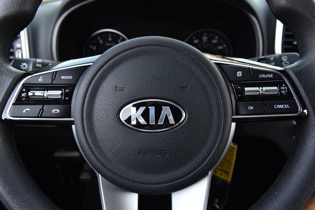 Kia Sportage Vehicle Image 16