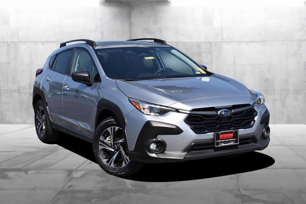 Subaru Crosstrek Vehicle Image 02