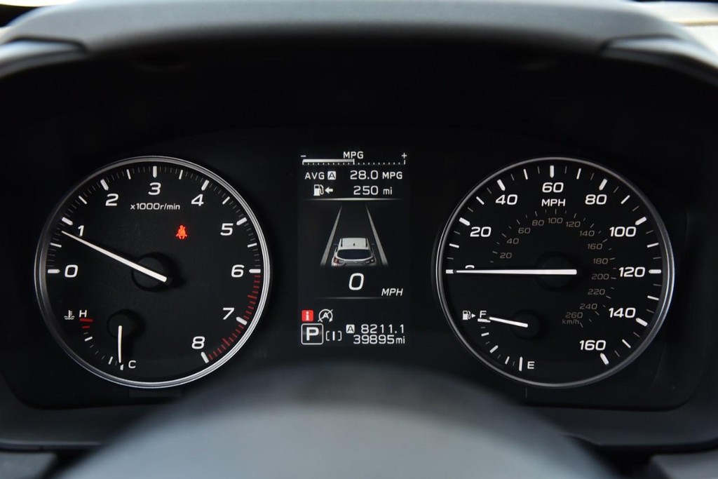 Subaru Crosstrek Vehicle Image 10