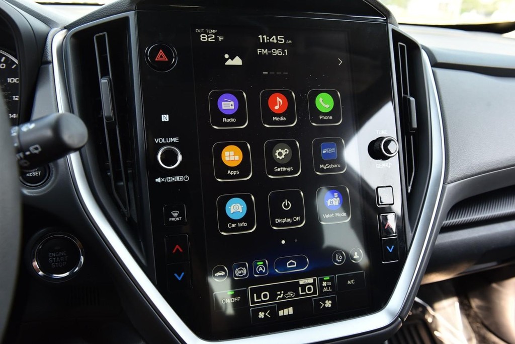 Subaru Crosstrek Vehicle Image 12