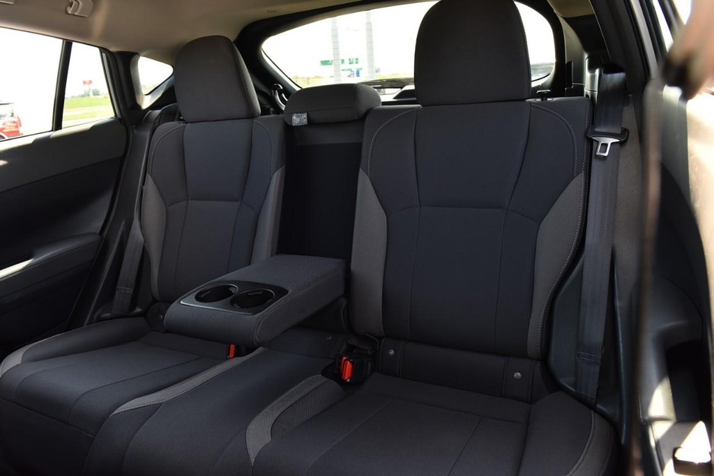 Subaru Crosstrek Vehicle Image 20