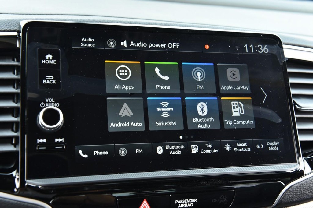 Honda Ridgeline Vehicle Full-screen Gallery Image 18