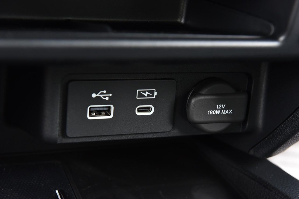 Honda Ridgeline Vehicle Full-screen Gallery Image 21