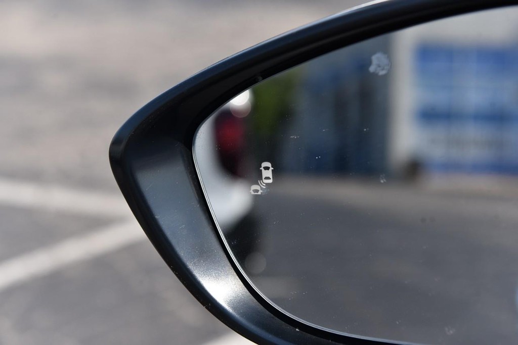 Honda Accord Sedan Vehicle Image 09