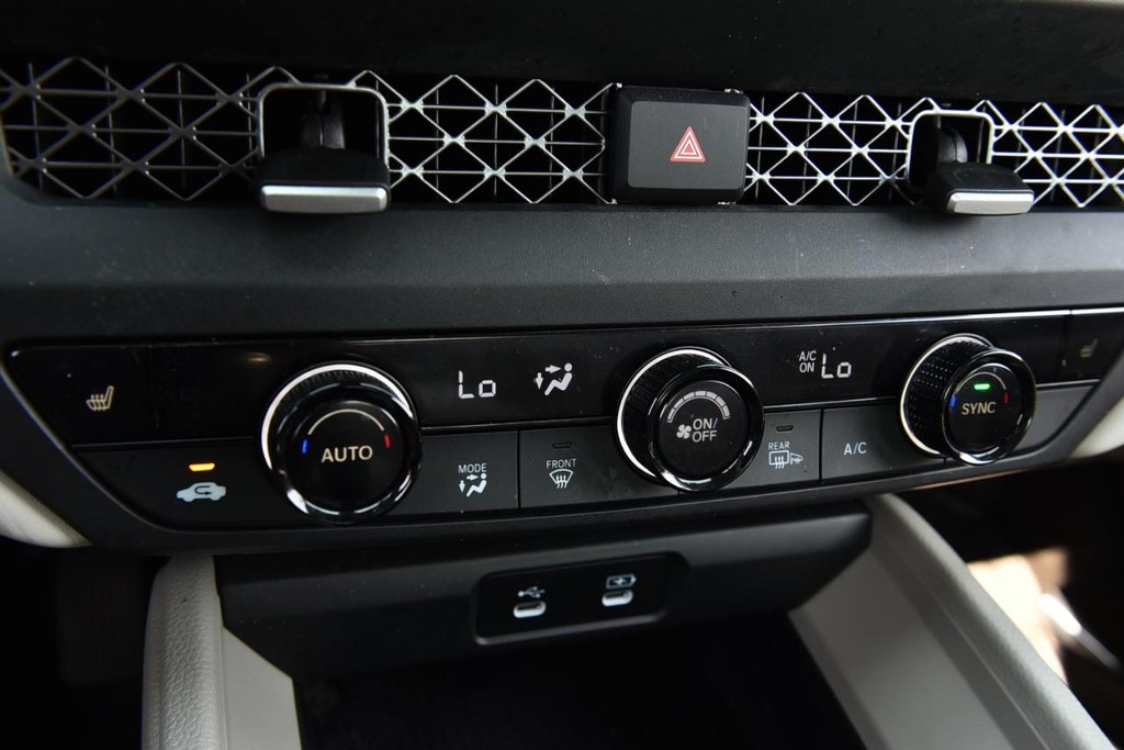 Honda Accord Sedan Vehicle Image 14