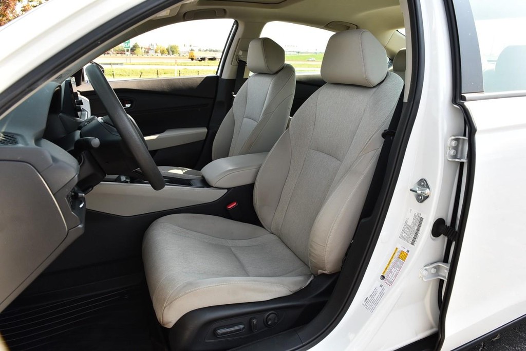 Honda Accord Sedan Vehicle Image 19