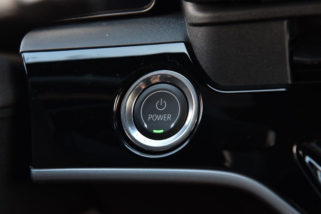 Honda Prologue Vehicle Full-screen Gallery Image 16