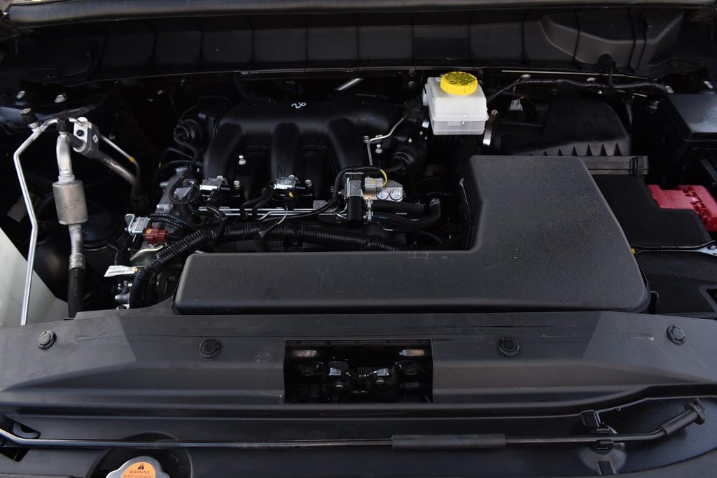 Nissan Pathfinder Vehicle Image 25