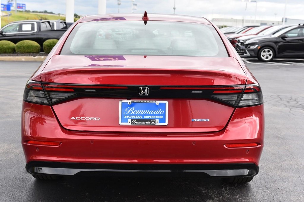 Honda Accord Hybrid Vehicle Image 06
