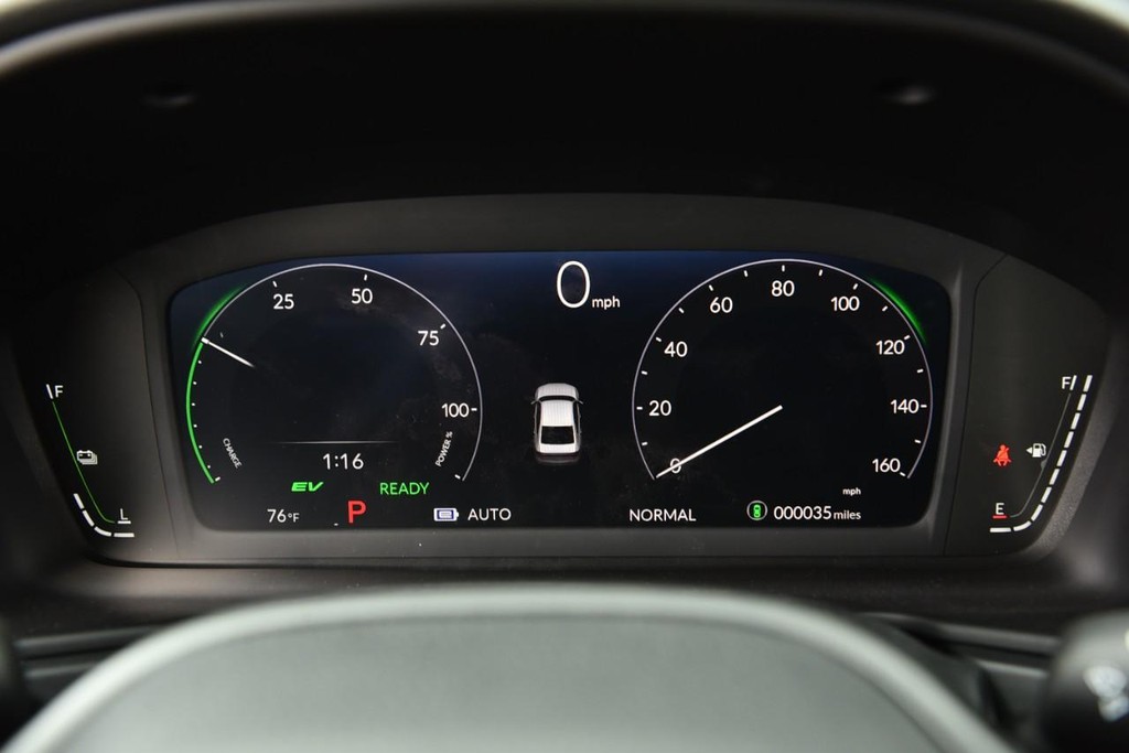 Honda Accord Hybrid Vehicle Image 11