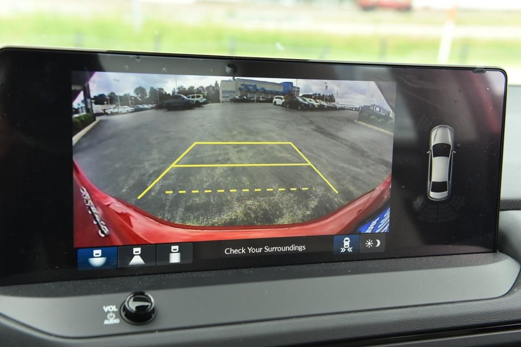 Honda Accord Hybrid Vehicle Image 12