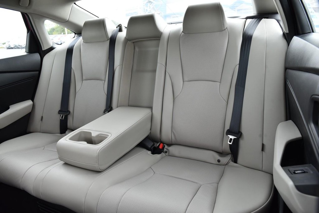 Honda Accord Hybrid Vehicle Image 23