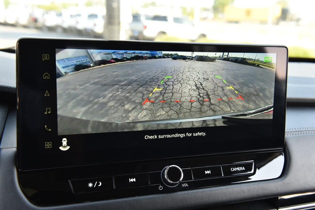 Mitsubishi Outlander Vehicle Full-screen Gallery Image 15