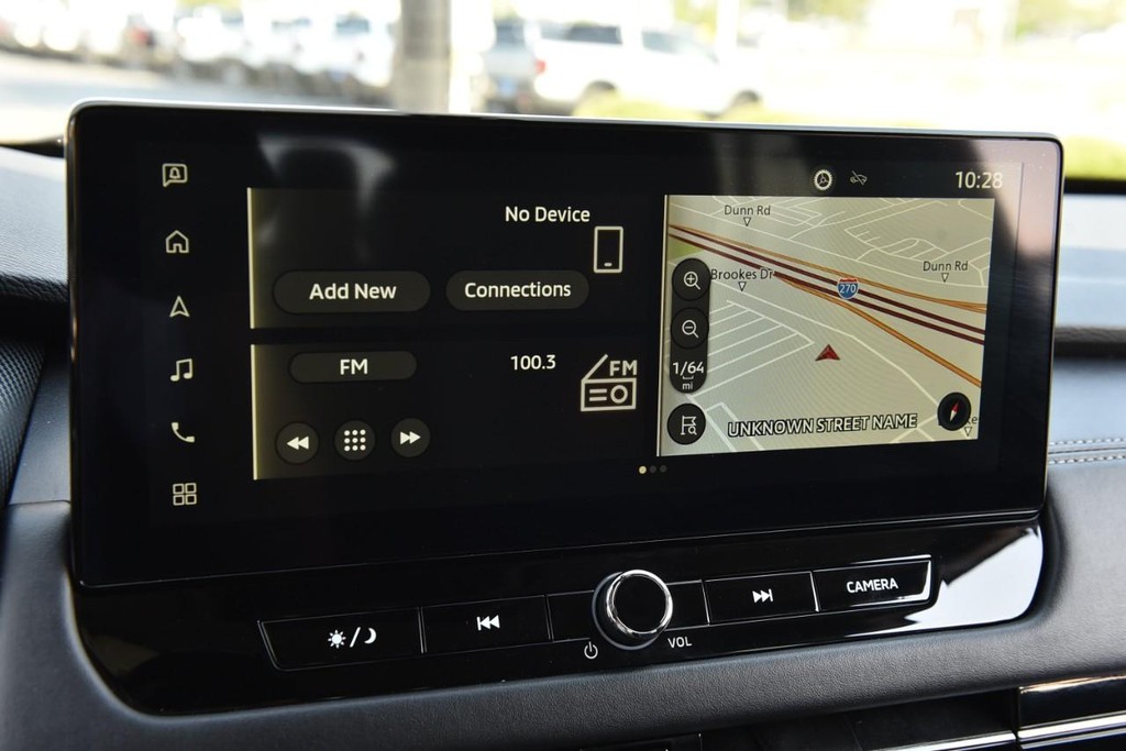 Mitsubishi Outlander Vehicle Full-screen Gallery Image 17