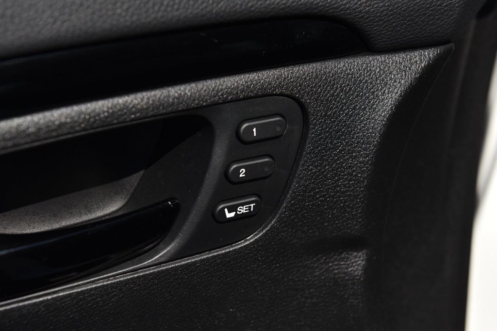 Honda Passport Vehicle Image 10