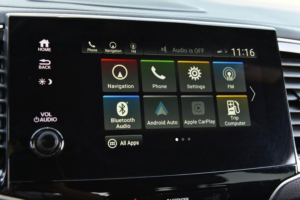 Honda Passport Vehicle Image 16