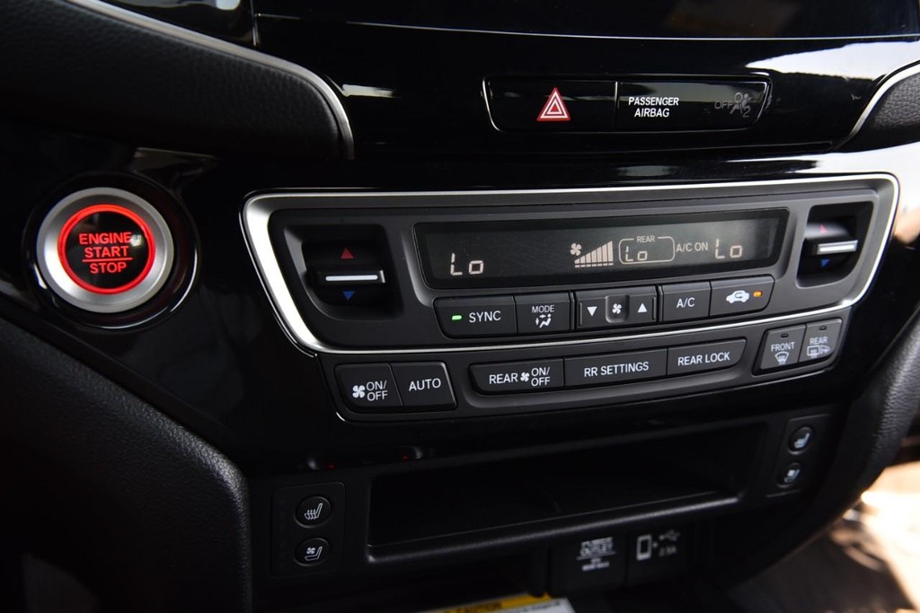 Honda Passport Vehicle Image 17