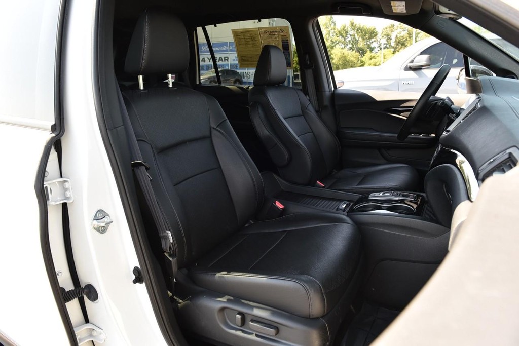 Honda Passport Vehicle Image 25