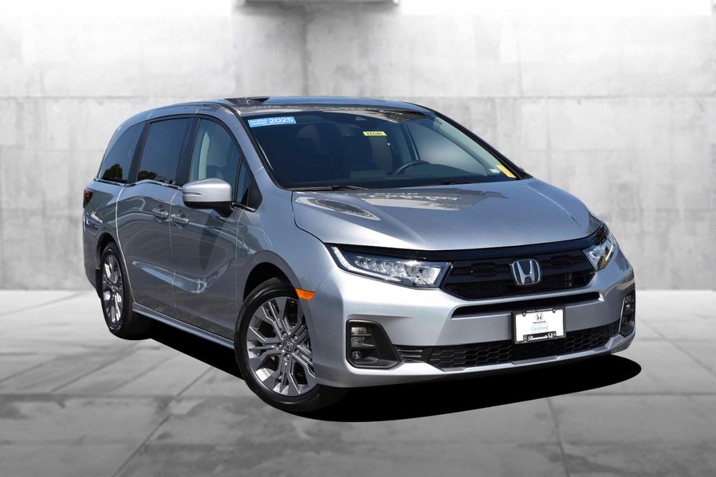 Honda Odyssey Vehicle Full-screen Gallery Image 2