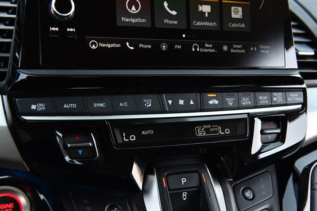 Honda Odyssey Vehicle Full-screen Gallery Image 16