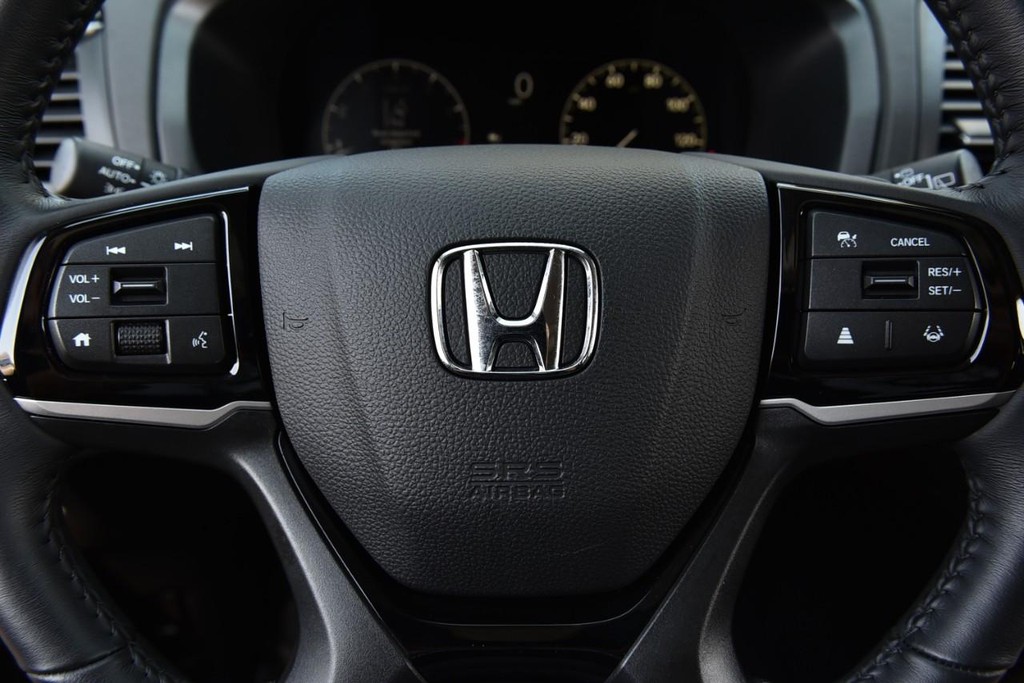 Honda Odyssey Vehicle Full-screen Gallery Image 20