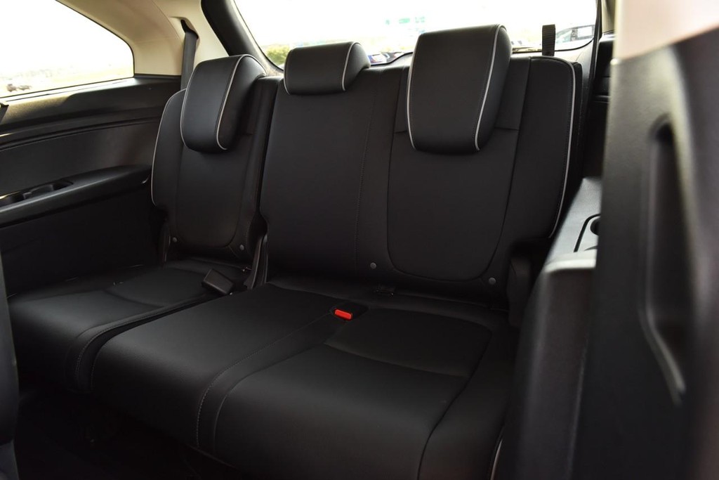 Honda Odyssey Vehicle Full-screen Gallery Image 29