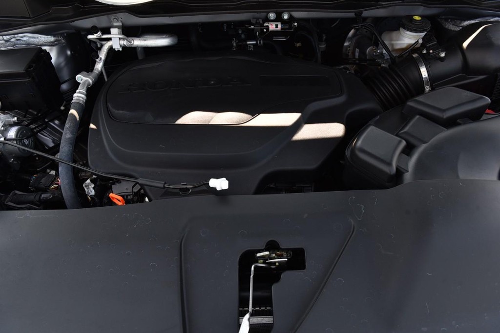 Honda Odyssey Vehicle Full-screen Gallery Image 32