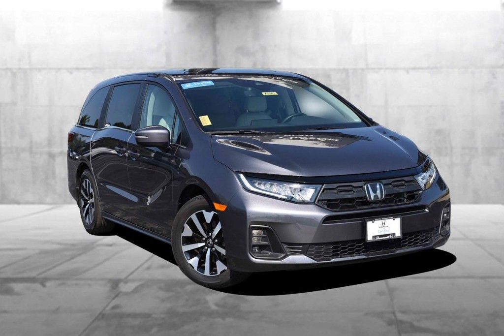 Honda Odyssey Vehicle Full-screen Gallery Image 2