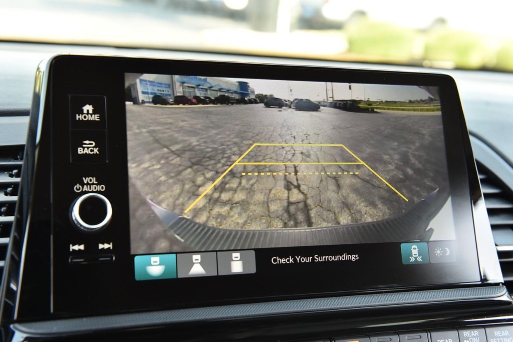 Honda Odyssey Vehicle Full-screen Gallery Image 13