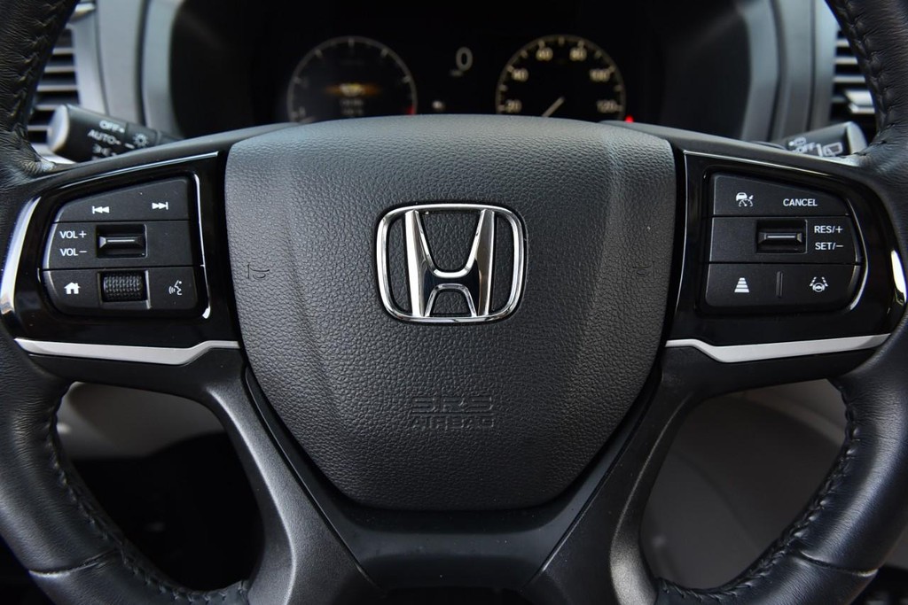 Honda Odyssey Vehicle Full-screen Gallery Image 22