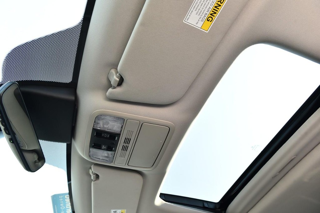 Honda Odyssey Vehicle Full-screen Gallery Image 25