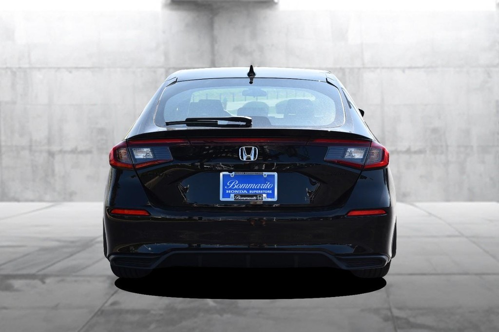 Honda Civic Hatchback Vehicle Full-screen Gallery Image 6