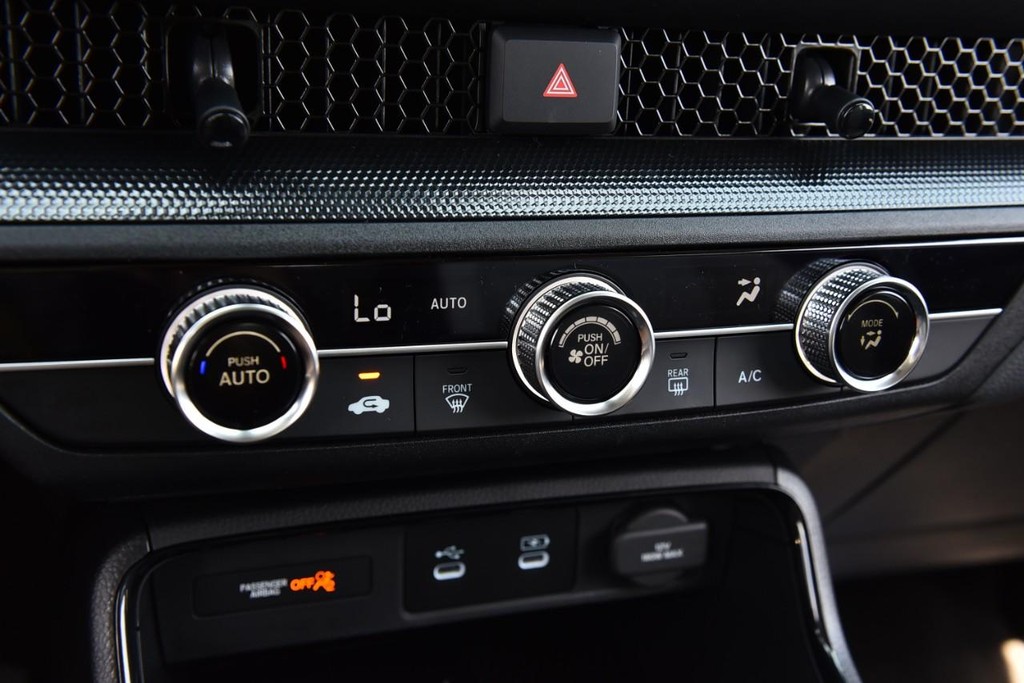 Honda CR-V Vehicle Image 13