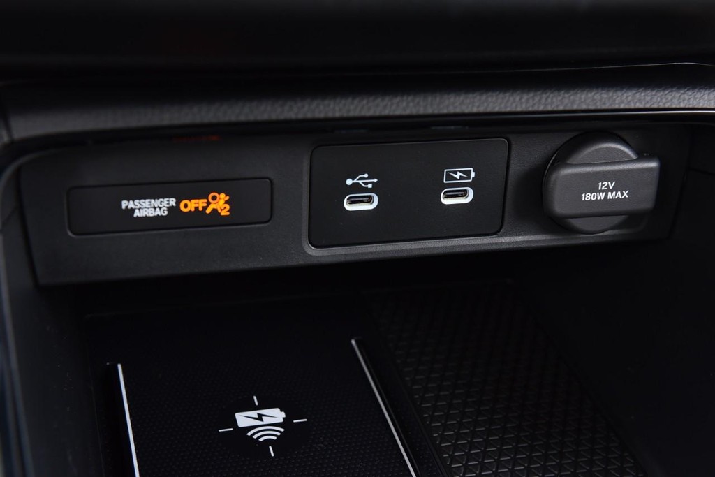 Honda CR-V Vehicle Image 14