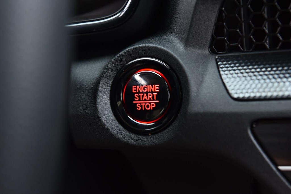 Honda CR-V Vehicle Image 16