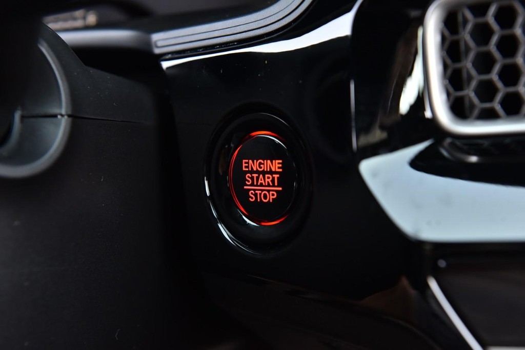 Honda Civic Hatchback Vehicle Full-screen Gallery Image 18