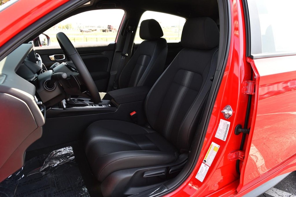 Honda Civic Hatchback Vehicle Full-screen Gallery Image 20