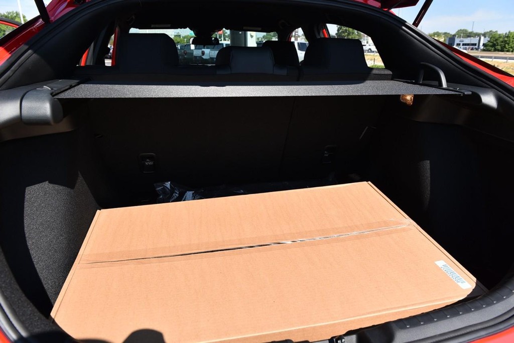 Honda Civic Hatchback Vehicle Full-screen Gallery Image 23