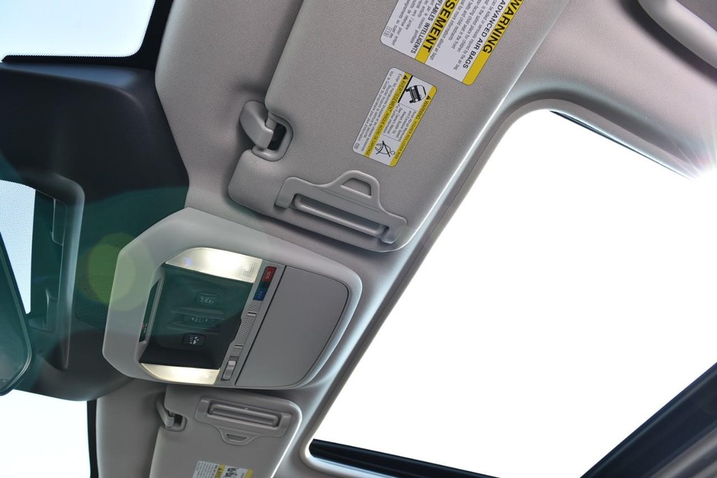Subaru Forester Vehicle Image 23