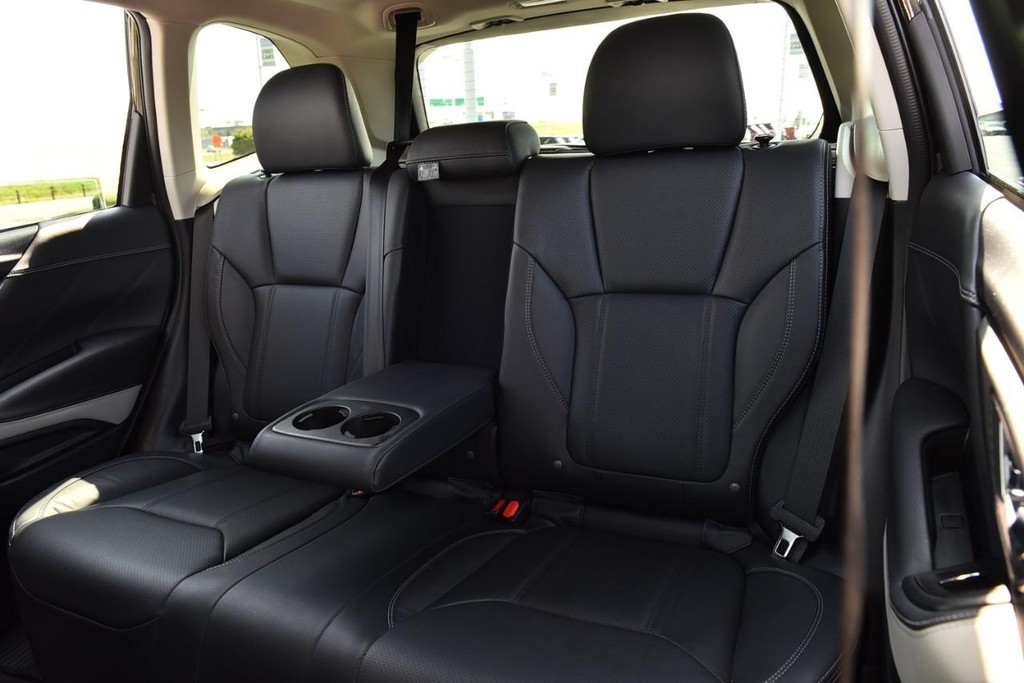 Subaru Forester Vehicle Image 24