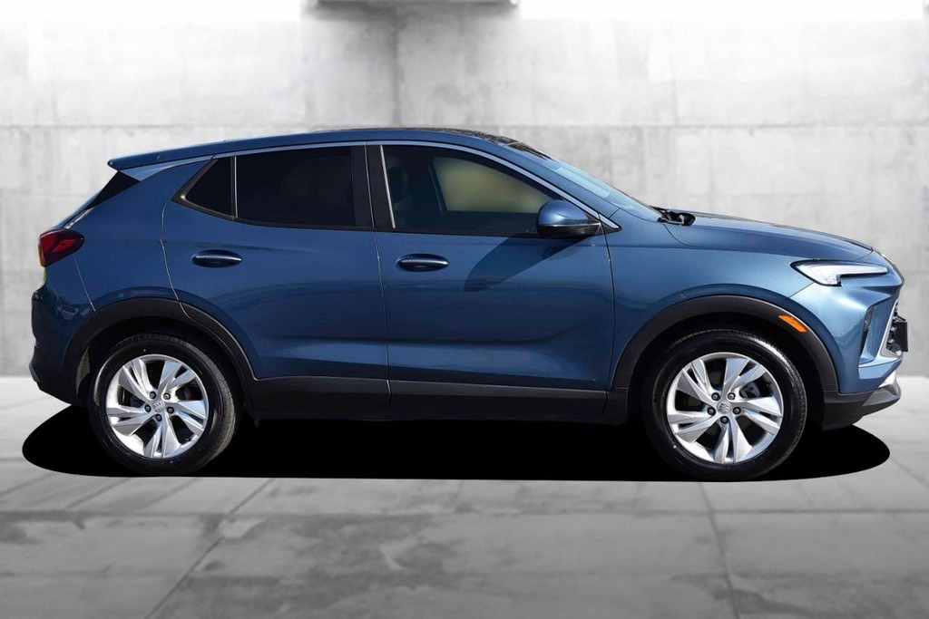 Buick Encore GX Vehicle Image 05